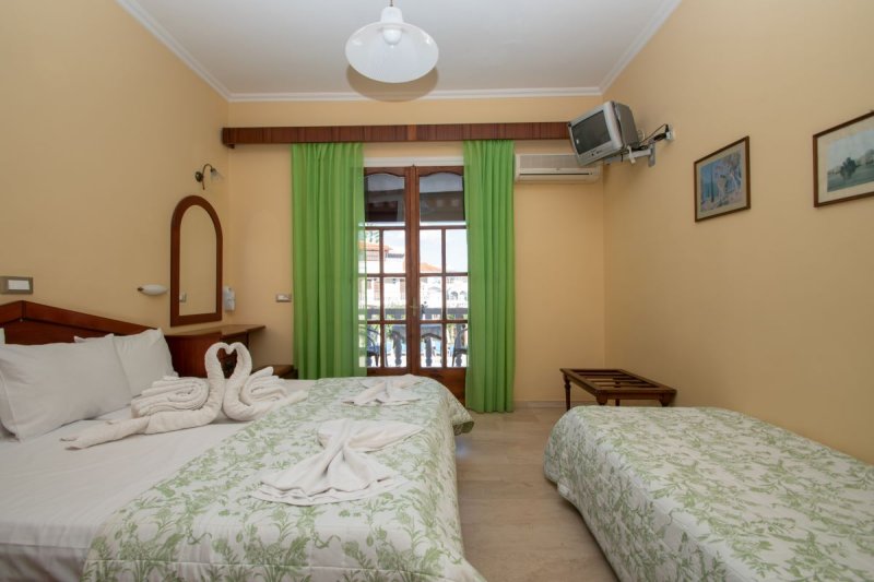 Zakynthos utazás Anadiomeni Stúdiók