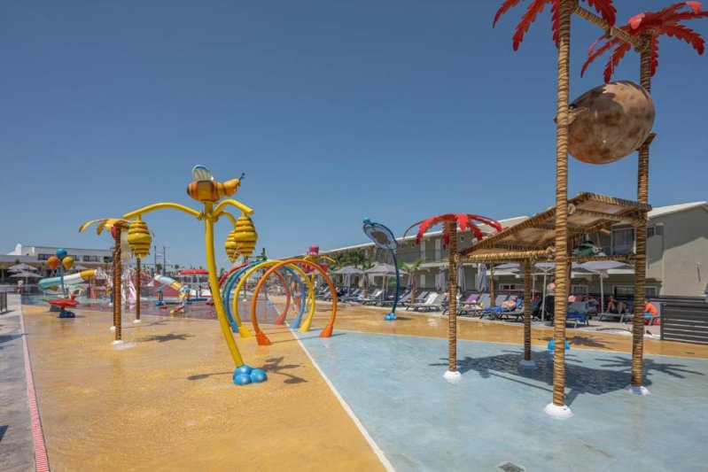 Caretta Paradise Holiday Village Hotel Zakynthos