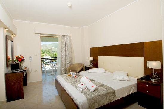 Zakynthos utazás Hotel Golden Sun