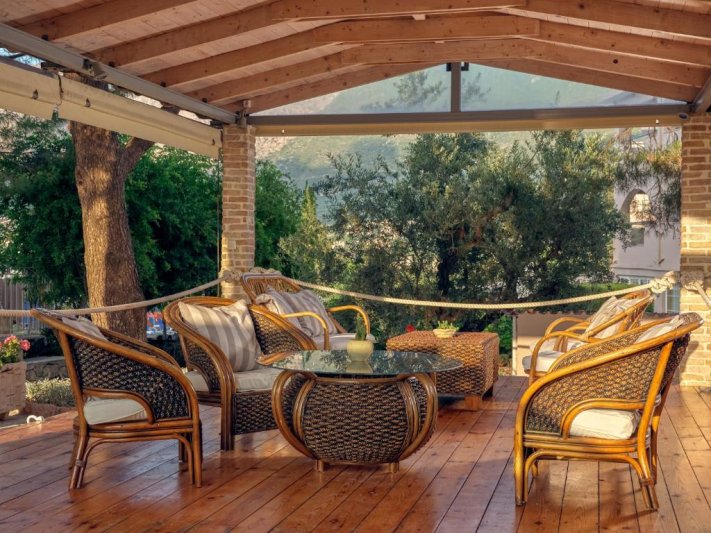 Zakynthos utazás Hotel Koukounaria and Suites 