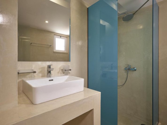 Hotel Koukounaria and Suites Zakynthos