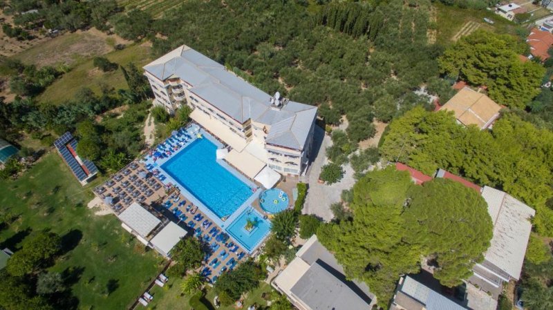 Zakynthos utazás Hotel Koukounaria and Suites 