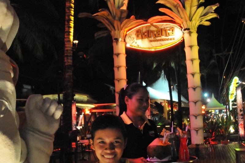 Phuket utazás Patong Beach Hotel