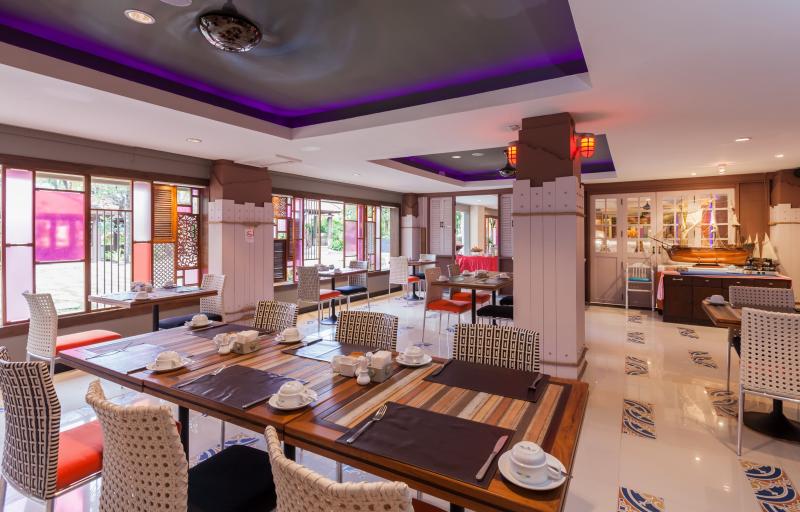 Phuket utazás Patong Beach Hotel