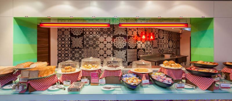 Phuket utazás Patong Beach Hotel