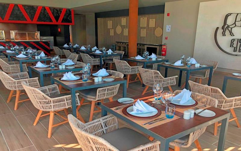 Maldív-szigetek utazás Hotel RIU Atoll