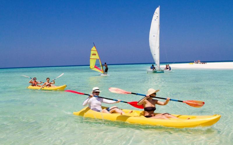 Maldív-szigetek utazás Embudu Village Maldives