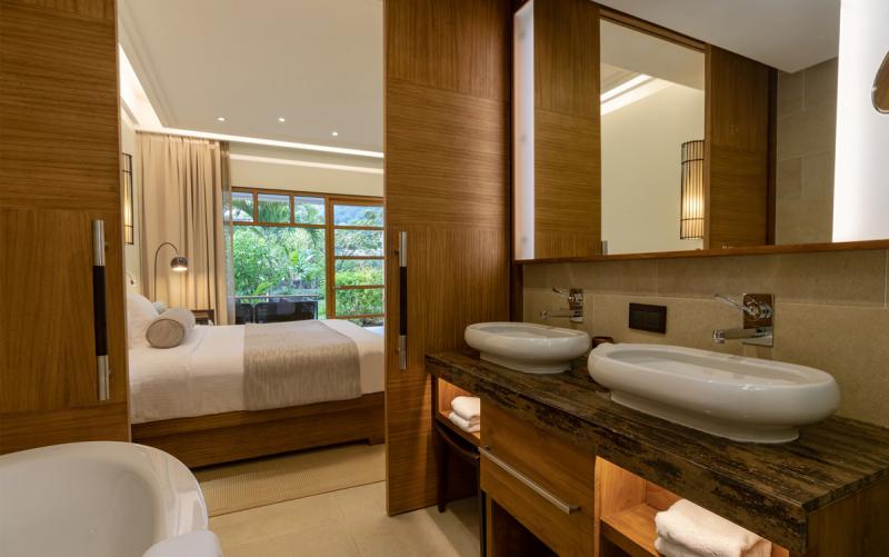 Seychelle-szigetek Mahé utazás Savoy Resort & Spa