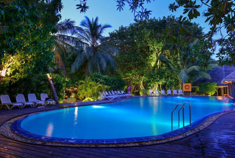 Maldív-szigetek utazás Adaaran Select Hudhuran Fushi