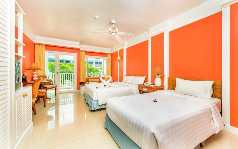 Phuket utazás Andaman Seaview Hotel