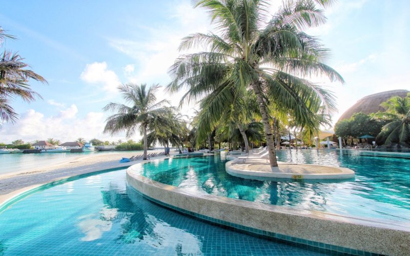 Maldív-szigetek utazás Holiday Inn Kandooma