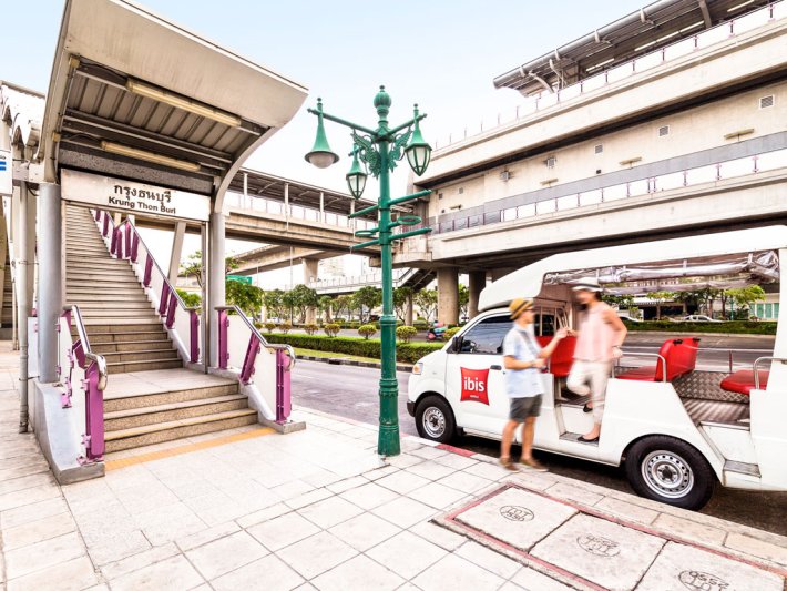Bangkok utazás Ibis Bangkok Riverside