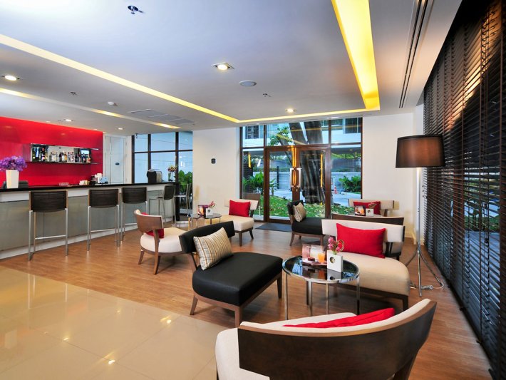 Bangkok utazás Ibis Bangkok Riverside