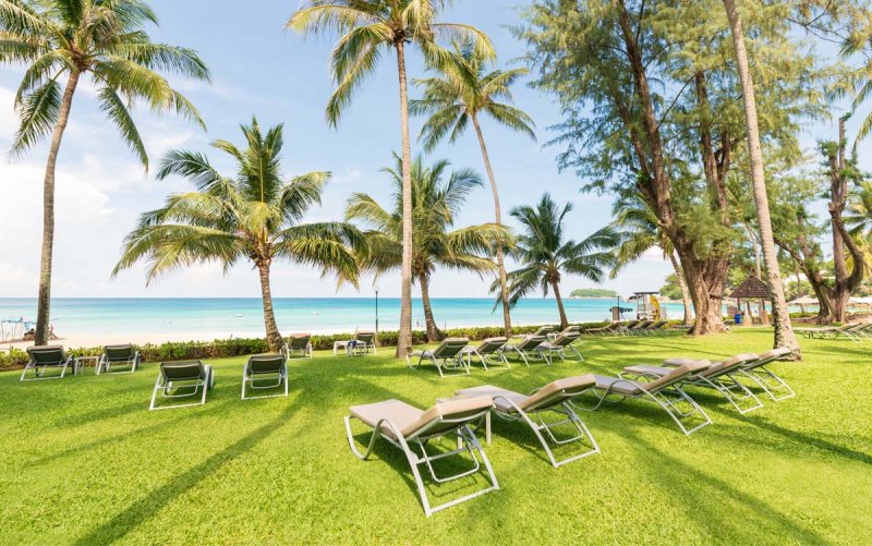 Phuket utazás Katathani Phuket Beach