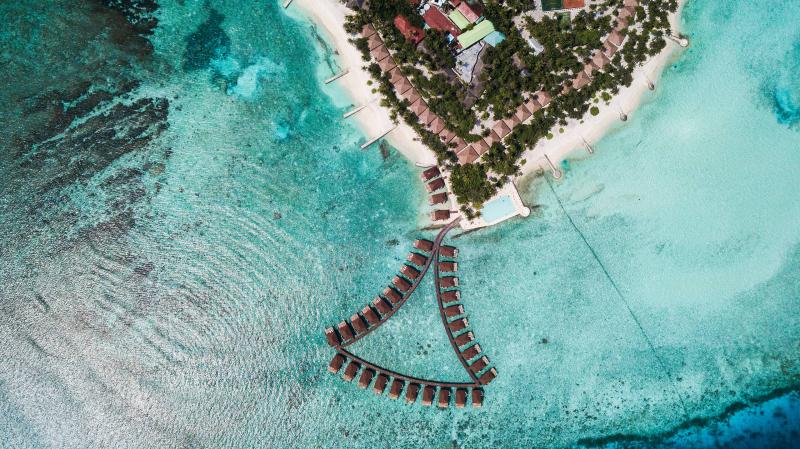 Maldív-szigetek utazás Alimathà Island Resort & Spa