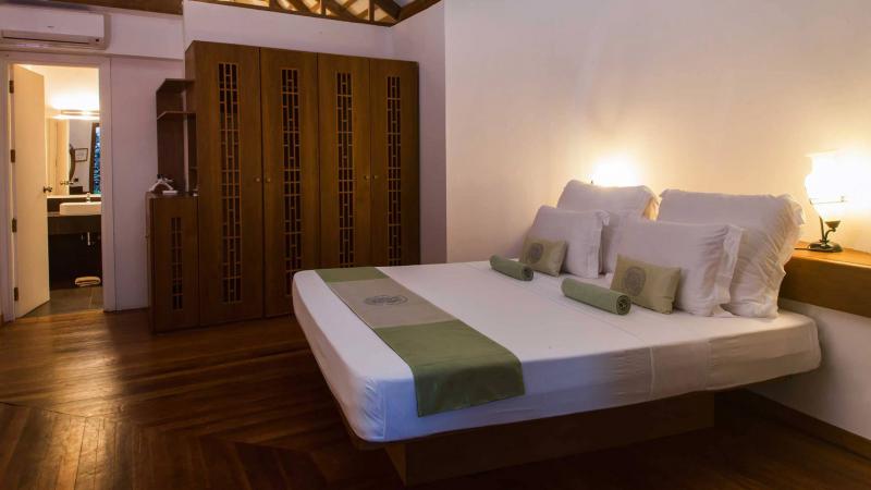 Maldív-szigetek utazás Dhiggiri Island Resort & Spa