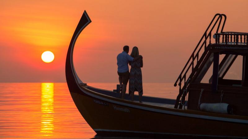 Maldív-szigetek utazás Lily Beach Resort