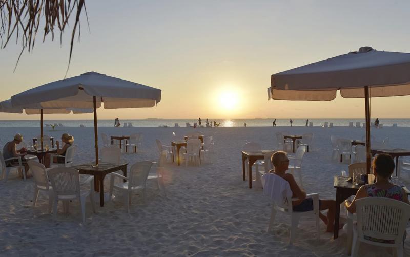 Maldív-szigetek utazás Thulhagiri Island Resort