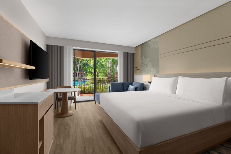 Courtyard by Marriott Patong Beach Resort Phuket