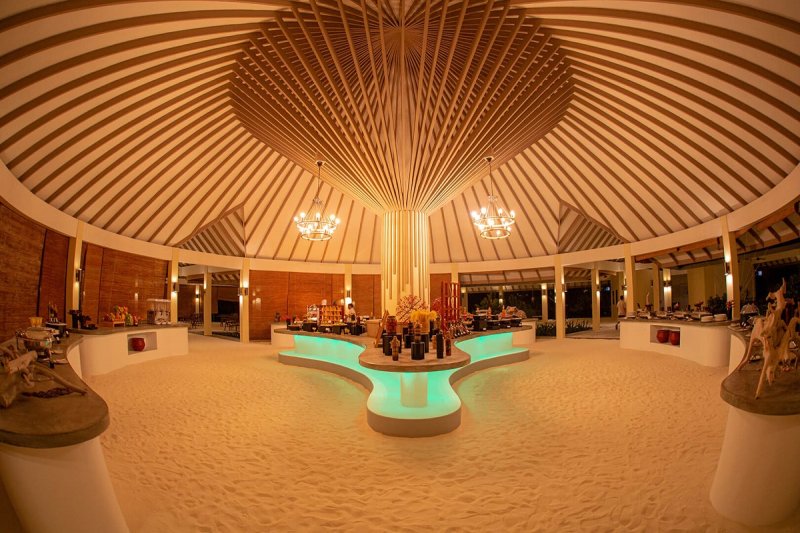 Jógatábor a Maldív-szigetek varázslatos világában Jordán Adéllal