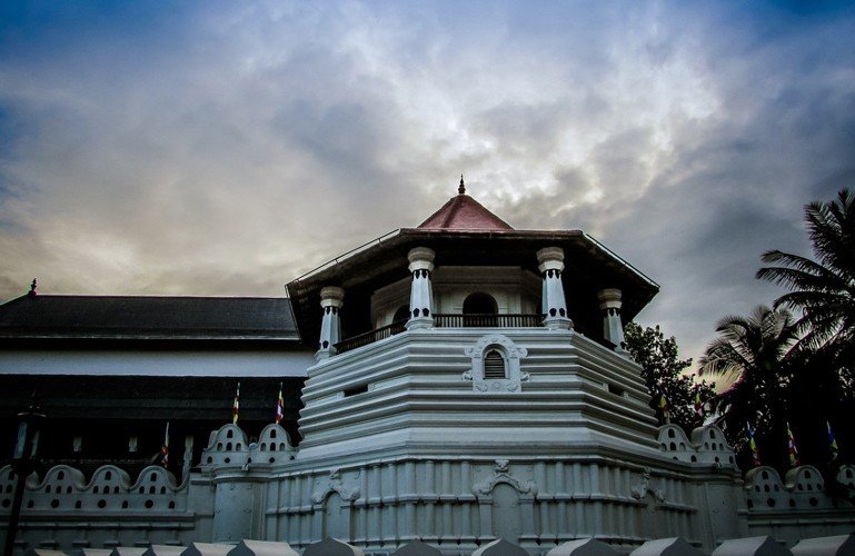 Srí Lanka körutazás + üdülés a Goldi Sands Hotel-ben