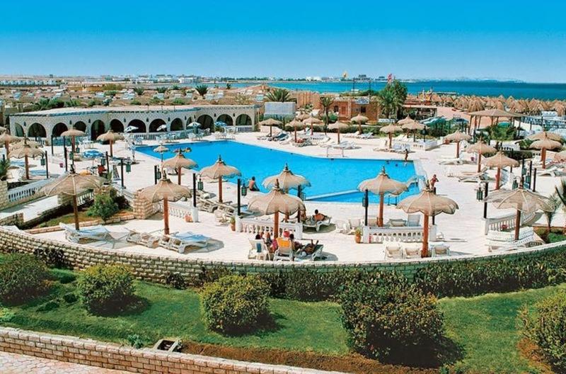 Hurghada utazás Aladdin Beach Resort
