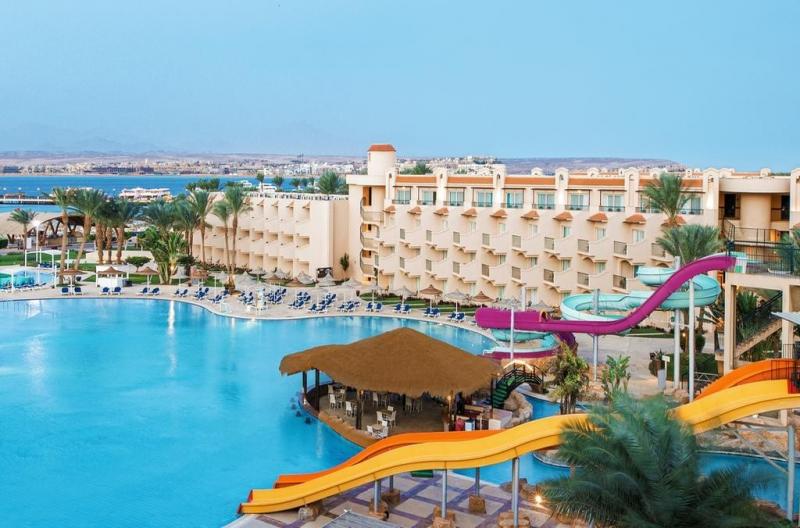 Hurghada utazás Pyramisa Beach Resort Sahl Hasheesh