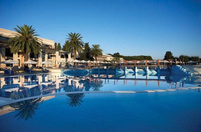 Korfu utazás Roda Beach Resort & Spa