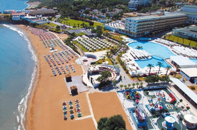 Észak-Ciprus utazás Acapulco Resort Convention & Spa