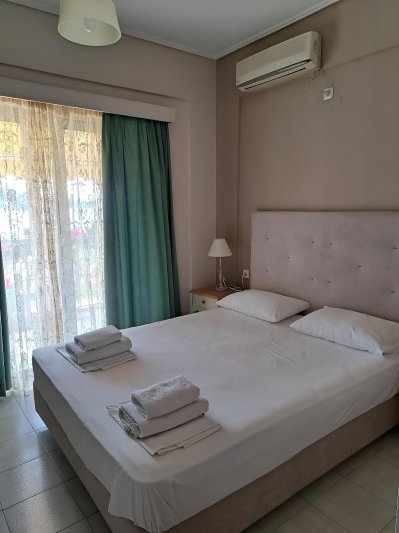 Lefkada-sziget utazás Akrogiali