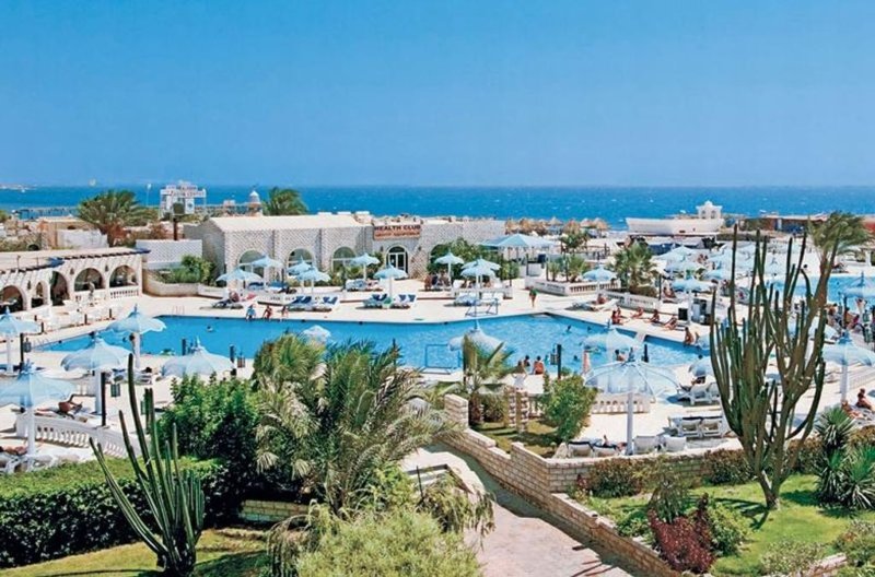 Hurghada utazás Aladdin Beach Resort