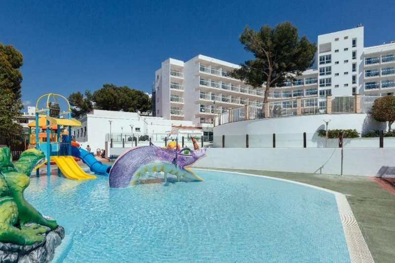 Mallorca utazás Aluasun Torrenova