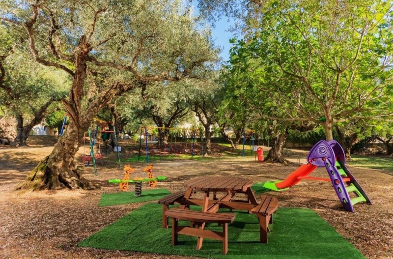 Zakynthos utazás Alykes Park