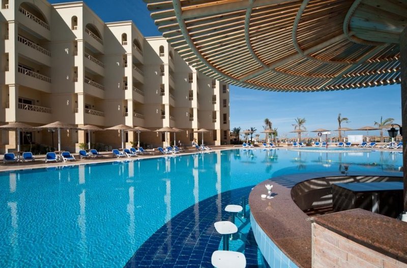Hurghada utazás AMC Royal Hotel