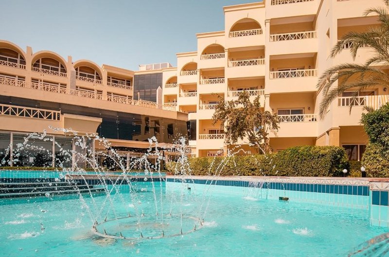Hurghada utazás AMC Royal Hotel