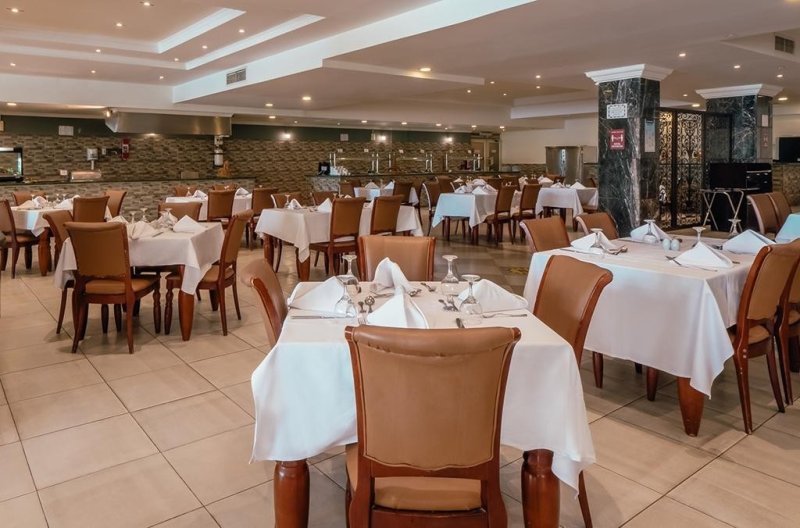 Hurghada utazás AMC Royal Hotel