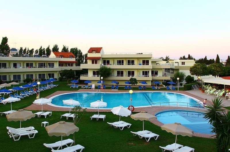 Rodosz utazás Amira