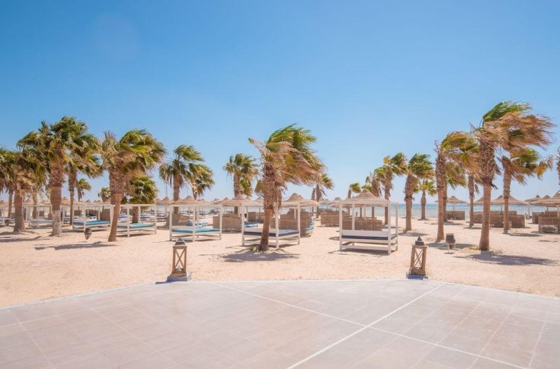 Hurghada utazás Amwaj Beach Club Abu Soma