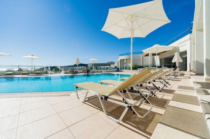 Rodosz utazás Apollo Blue