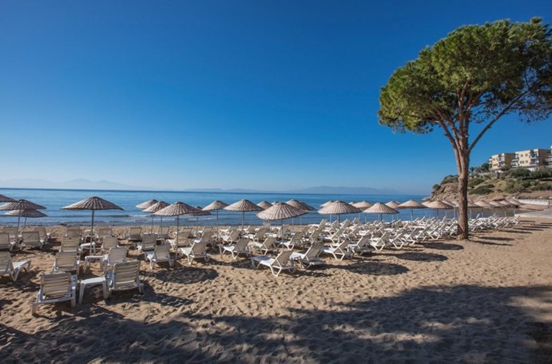 Kusadasi utazás Aria Claros Beach