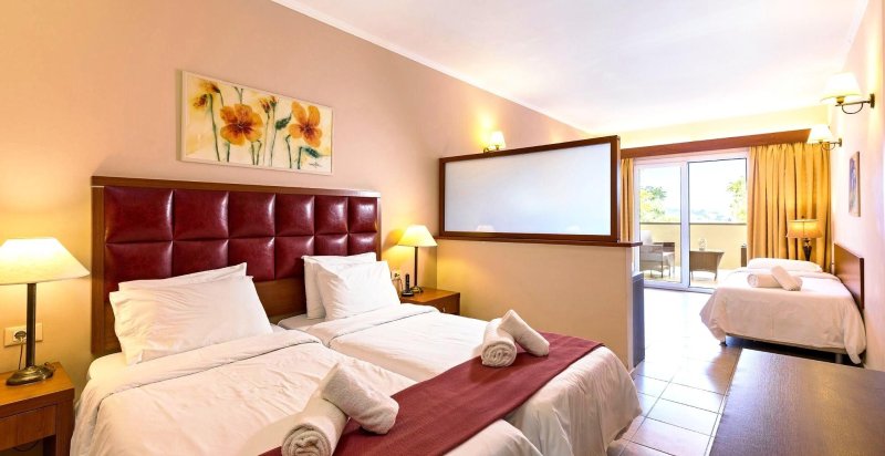 Korfu utazás Ariti Grand