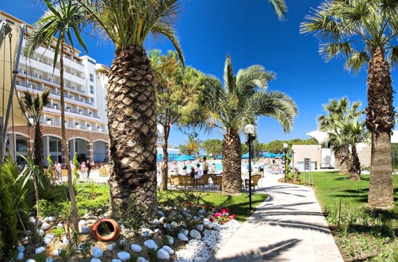 Kusadasi utazás Batihan Beach Resort