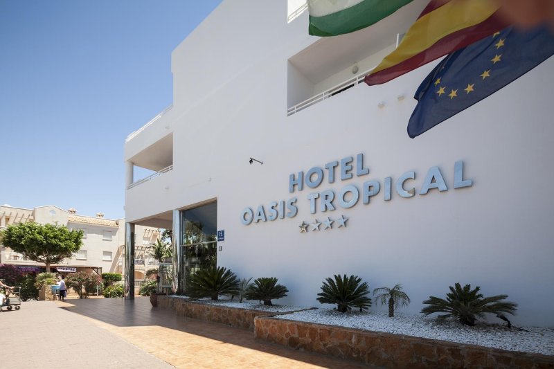 Costa de Almería utazás Best Oasis Tropical