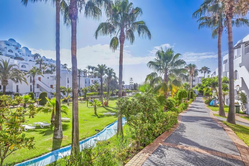 Costa de Almería utazás Best Pueblo Indalo 