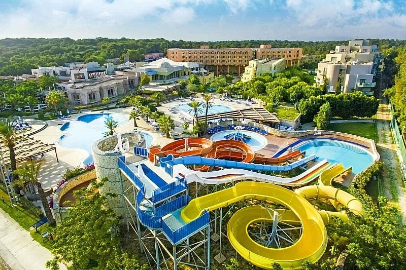 Side utazás Blue Waters Club