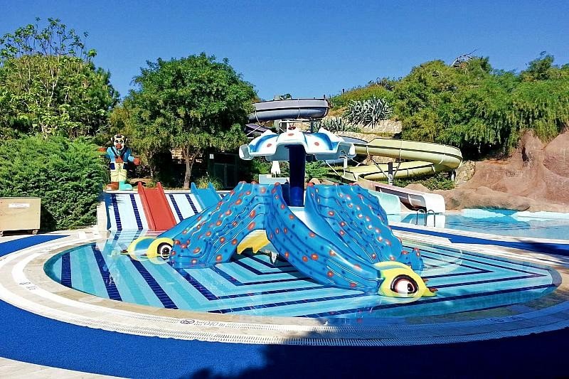 Side utazás Blue Waters Club