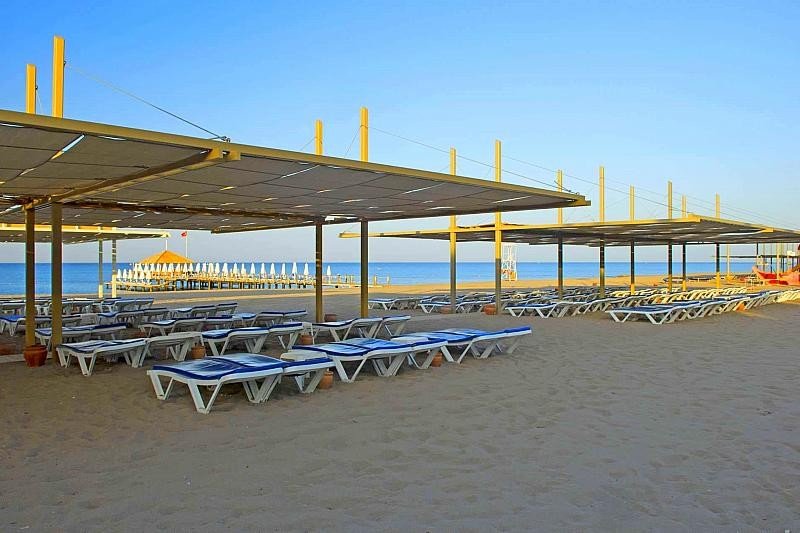 Side utazás Blue Waters Club