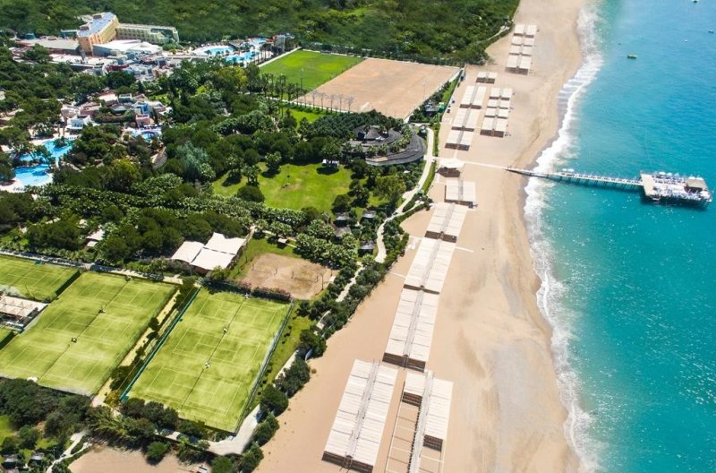 Side utazás Blue Waters Club