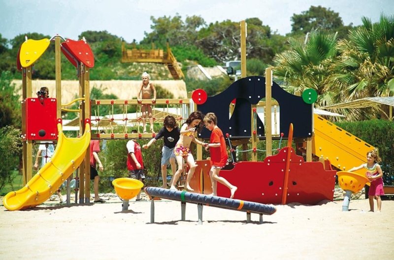 Side utazás Blue Waters Club