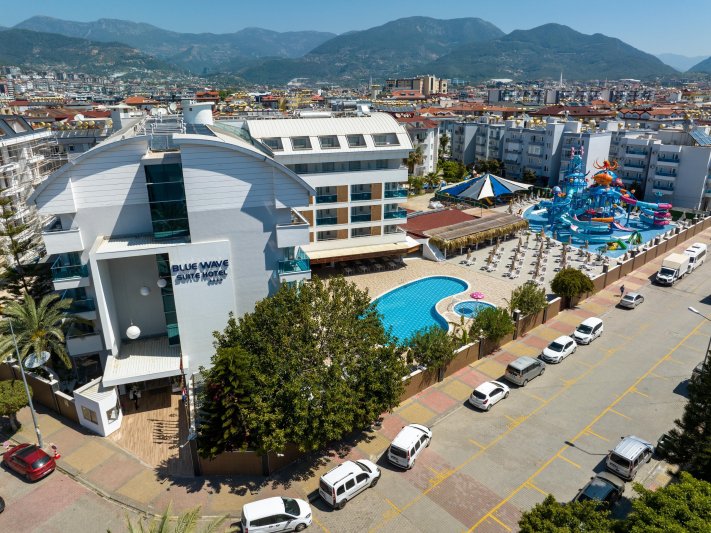 Alanya utazás Blue Wave Suite Hotel